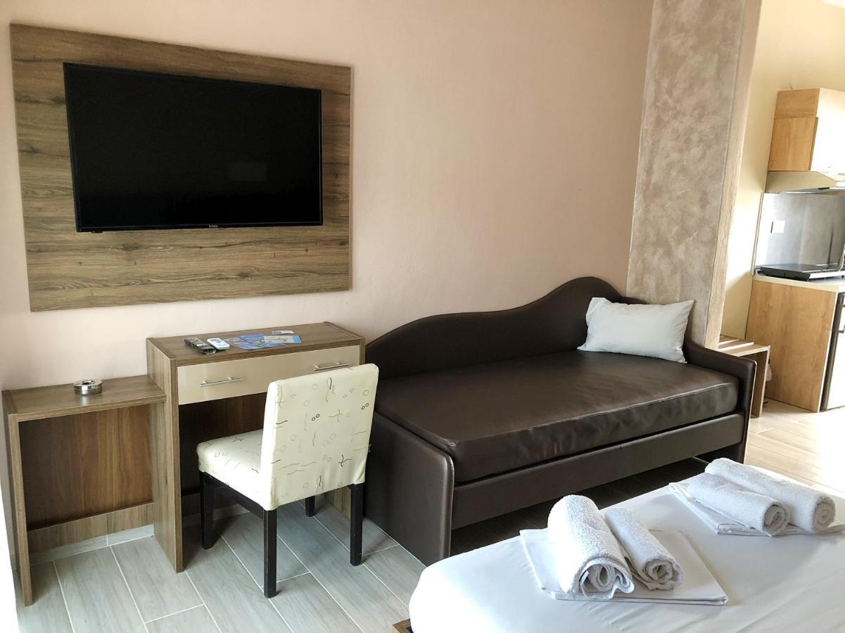 Villa Lemar Сарти Екстериор снимка